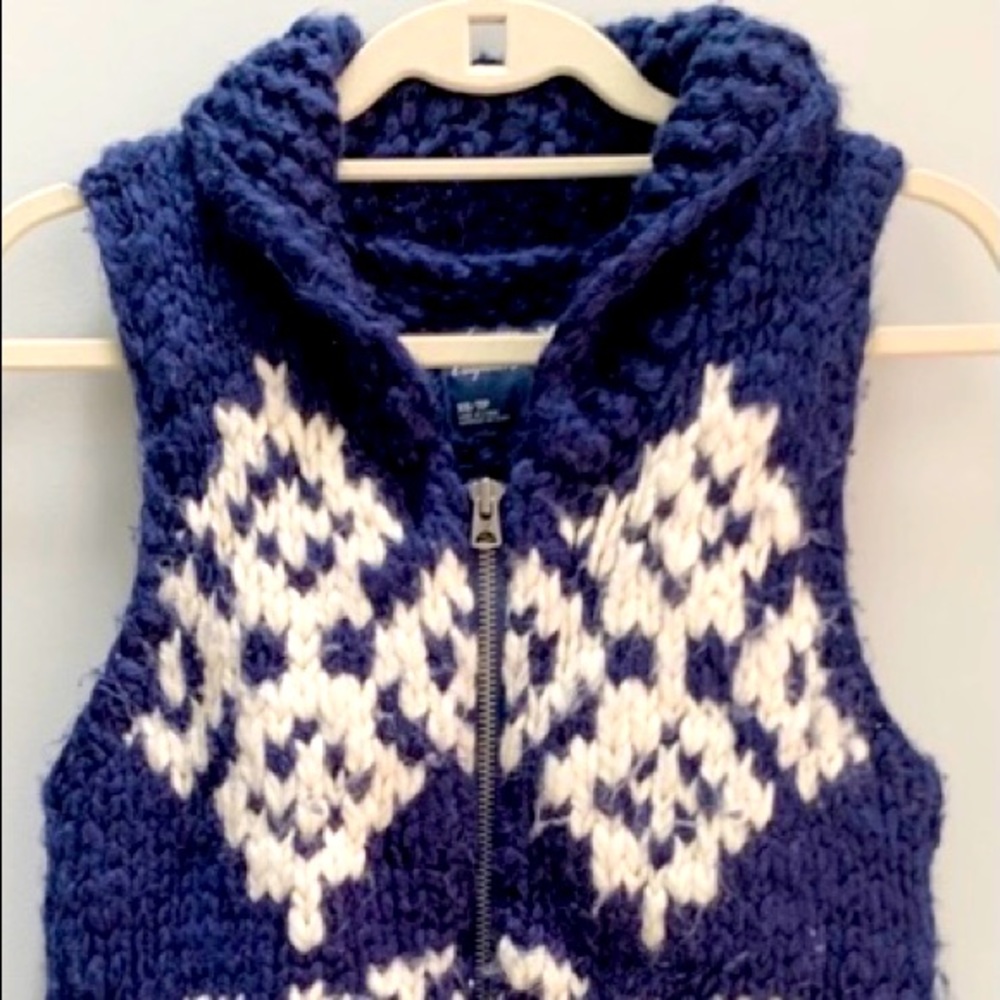 Warm American Eagle Sweater Vest